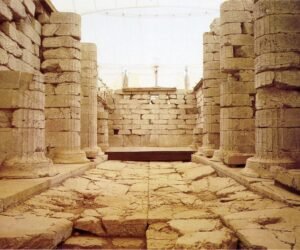 Apolo – Bassae – Grécia – Imaginação Fértil