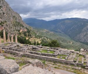 Apolo-Delphi-Grecia-Imaginacao-Fertil-2