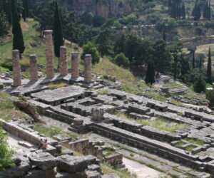 Apolo-Delphi-Grecia-Imaginacao-Fertil